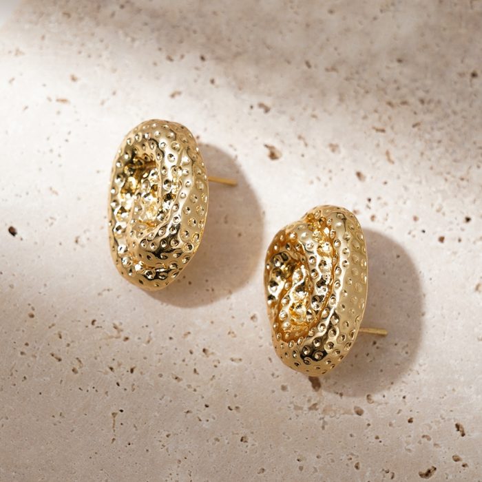 New arrival 18k gold Plated Zinc Alloy chunky spiral Earrings wholesale bulk - Image 3