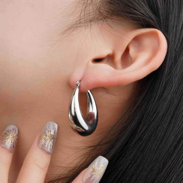 Wholesale High Quality Chunky U Shaped Waterproof Stainless Steel Dainty Hoop Earrings in Silver for Women - Image 3