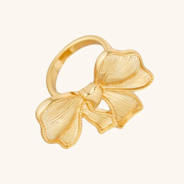 2024 New Arrival Trendy Design Brass Resizable Ring Textured Chunky Bow Women Statement Ring - Image 1