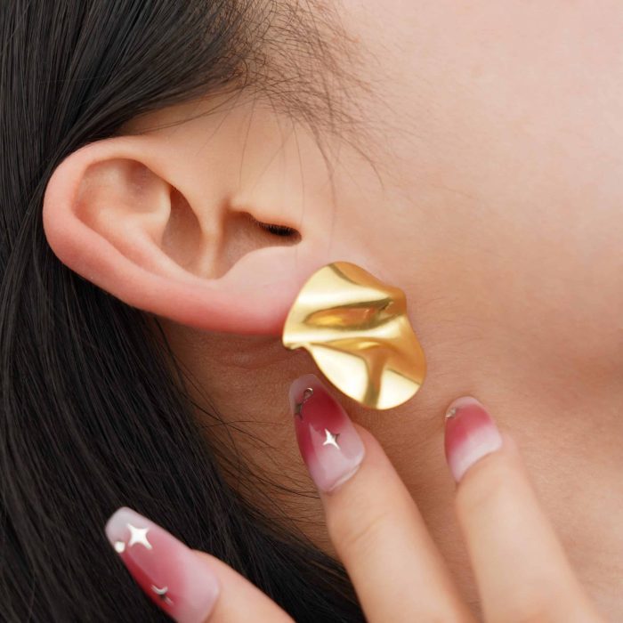 Geometric Stainless Steel Earring Gold Jewelry Earrings Pleated Polished Stud Earrings For Women - Image 5
