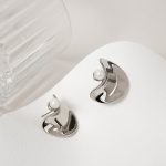 Factory Pricing Wholesale Bulk Jewelry Chunky Irregular Shape Brass Elegant Stud Earrings for Women Gift - Image 3