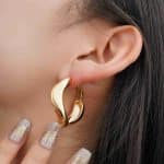 Fashionable Iconic Design 18K Gold Plated Irregular Round Shape Brass Hoop Earrings For Women - Image 3