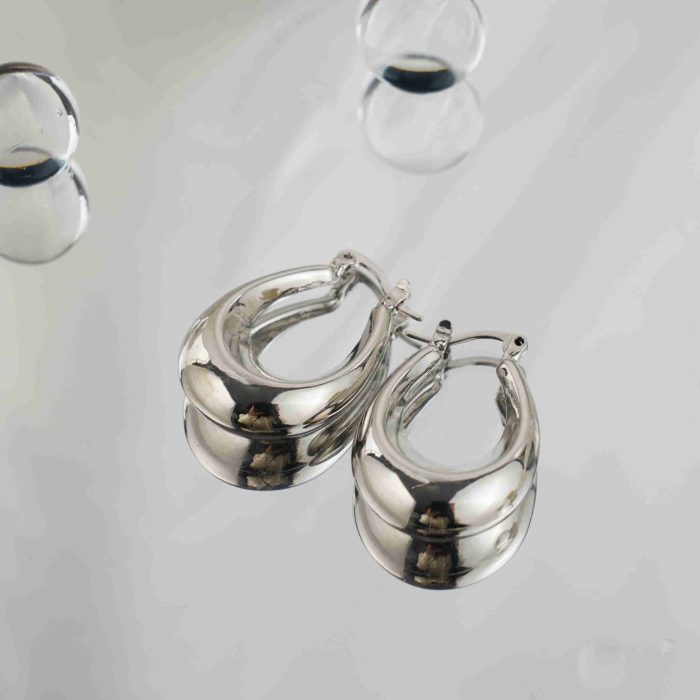 Wholesale High Quality Chunky U Shaped Waterproof Stainless Steel Dainty Hoop Earrings in Silver for Women - Image 2