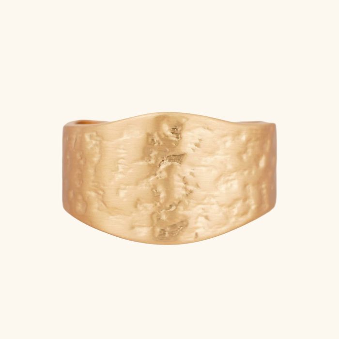 Chunky and Wide Edge Zinc Alloy Women Metal Gold Bangle Rounded Cuff Bracelet - Image 1