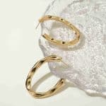 Wholesale Bulk Jewelry Irregular Hammered C Shape Gold Plated Color Open Hoop Earrings for Women Jewelry - Image 2