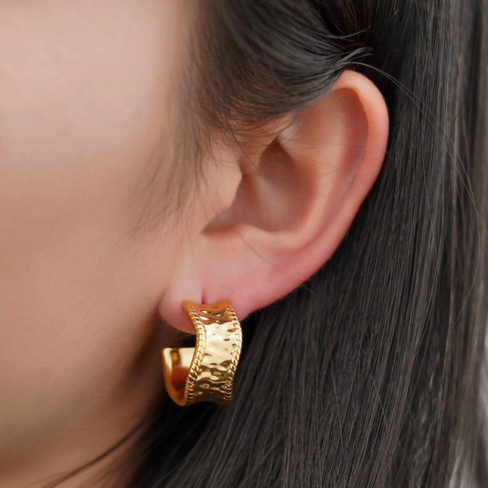 Gold irregular type C stud earring minimalist geometry design copper plated 18K gold open hoop earrings for women jewelry - Image 4