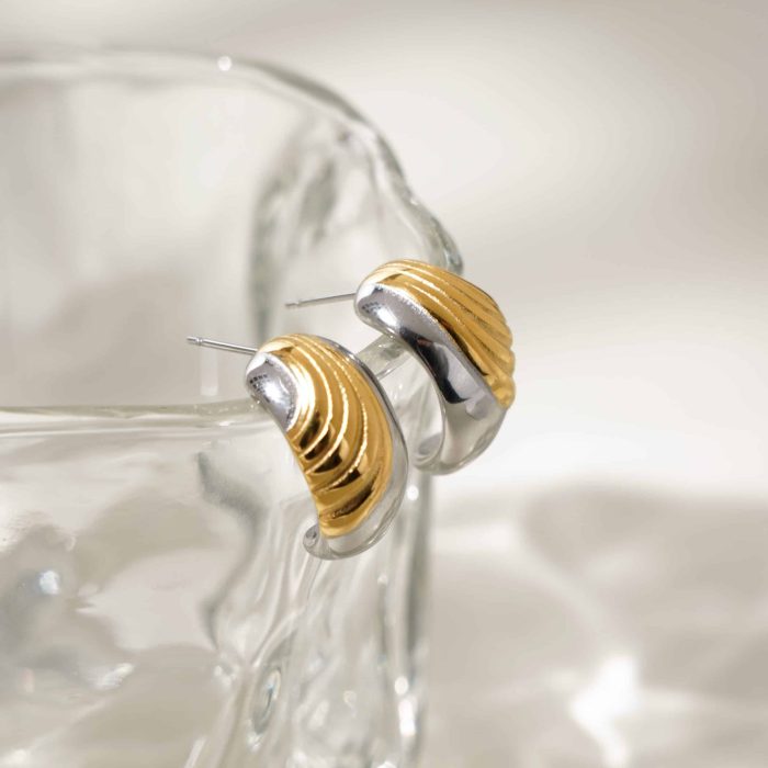 Reliable Quality Wholesale Jewelry Stainless Steel Women Anti Tarnish Gold Plated Women Statement Stud Earrings - Image 2