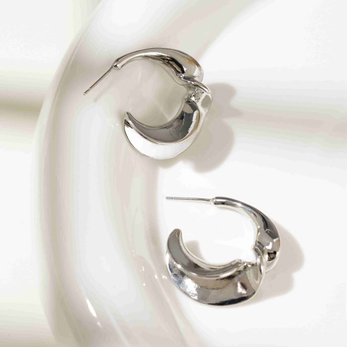 Factory Wholesale Jewelry Vintage Earrings Twisted Texture C Shape 18K Gold Plated Brass Open Hoop Earrings for Women - Image 2