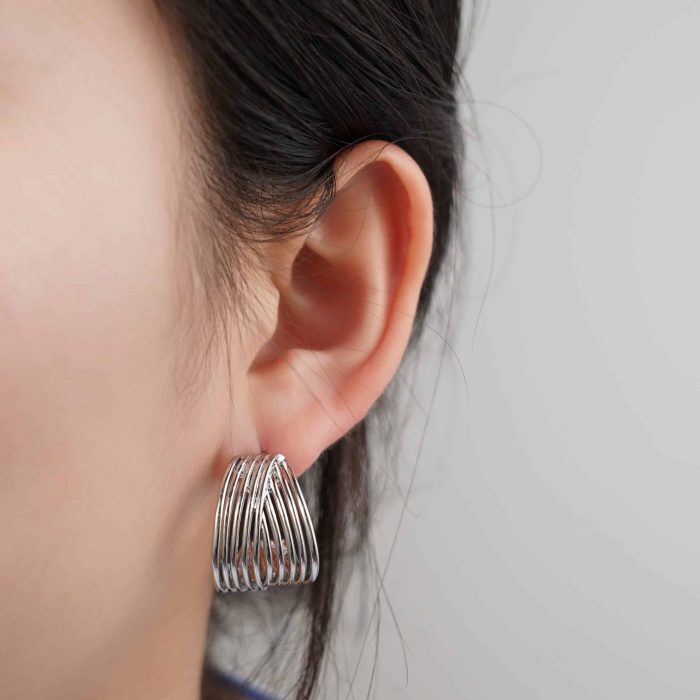 Fashionable Costume Jewelry Vintage Style Chunky Textured Palladium Plated C Shape Brass Stud Earrings for Women Daily Wear - Image 4