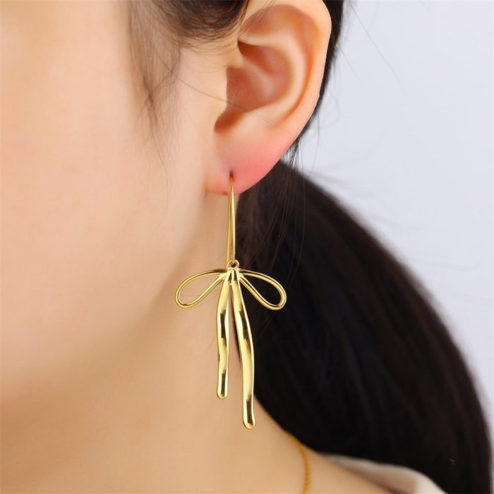 New Design Elegant Women's Stainless Steel Jewelry Tarnish-Free 18K Gold Plated Vintage Style Knot Bow Pendant Earrings - Image 2