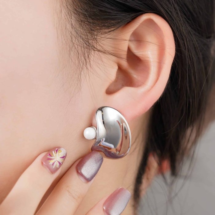 Factory Pricing Wholesale Bulk Jewelry Chunky Irregular Shape Brass Elegant Stud Earrings for Women Gift - Image 5