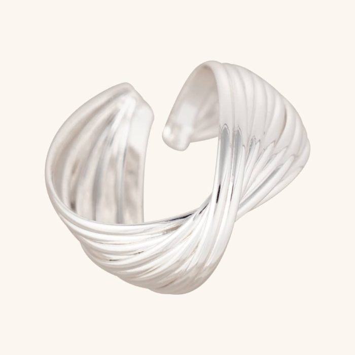 Factory Wholesale Vintage Chunky Textured Twisted Design Brass Silver Plated Resizable Rings for Women Jewelry Use - Image 1