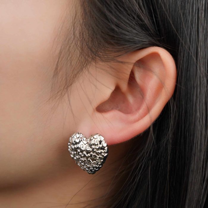 Wrinkle Irregular Love Ear Buckle Metal Cool Wind Earhole Free Earrings Small Design Ear Studs New Earrings - Image 4