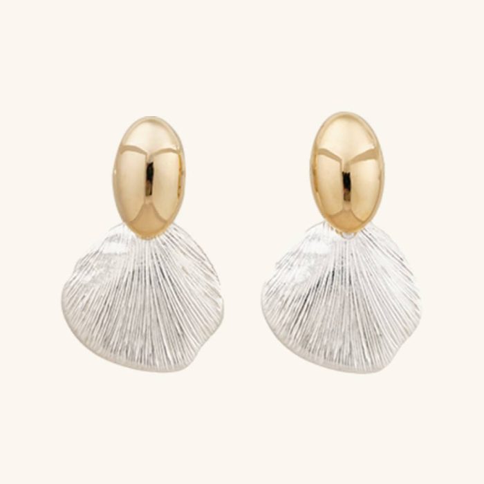 Factory Pricing wholesale Iconic Design Jewelry Fashionable Temperament Dual Plated Shell Shape Brass Stud Earrings for Women - Image 1