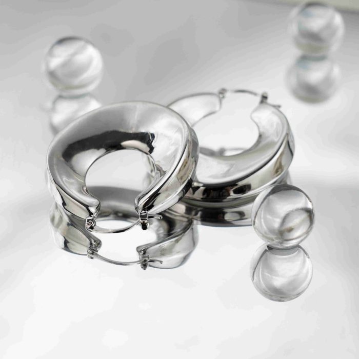 Fashion Jewelry Glossy Chunky U Shape Vintage Brass Hoop Earring in Silver for Women Jewelry - Image 2