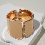 New Arrivals Chunky Asymmetric Women's Gold Plated Alloy Cuff Bracelet for Women Jewelry - Image 2