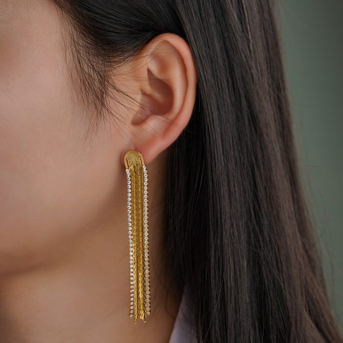 Wholesale Jewelry 18K Gold Plated Brass Dangle Earrings Zircon Long Tassel Drop Earrings for Women - Image 4