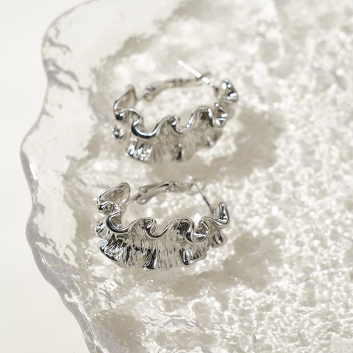 Fashion New Geometric Texture Jewelry Plated Ribbon Silver Color Fashion Charm Unusual Earrings Women - Image 2