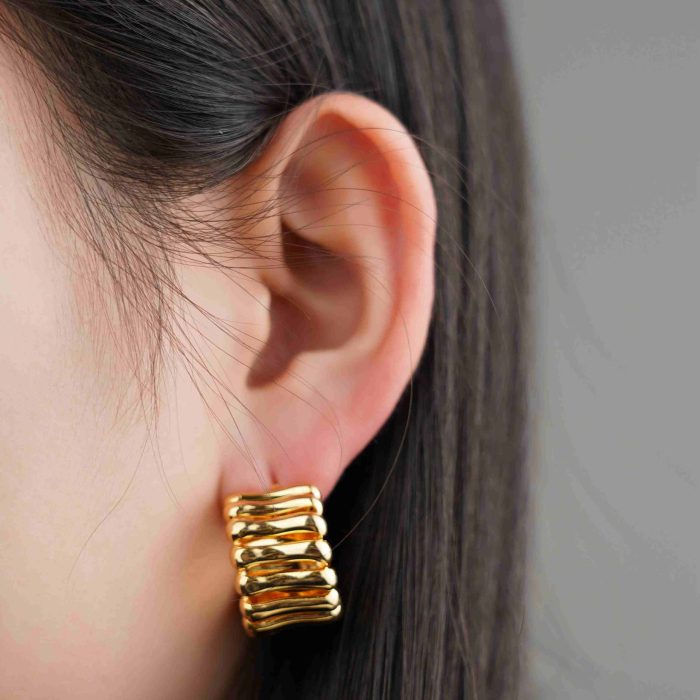 Wholesale High Quality Vintage Inspired 18K Gold Plated Brass Hoop Earrings With Stud for Women Jewelry - Image 3
