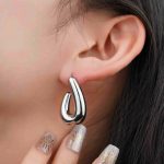New Arrivals Stylish J Shaped Hypoallergenic Stainless Steel Stud Earrings for Women waterproof jewelry - Image 3